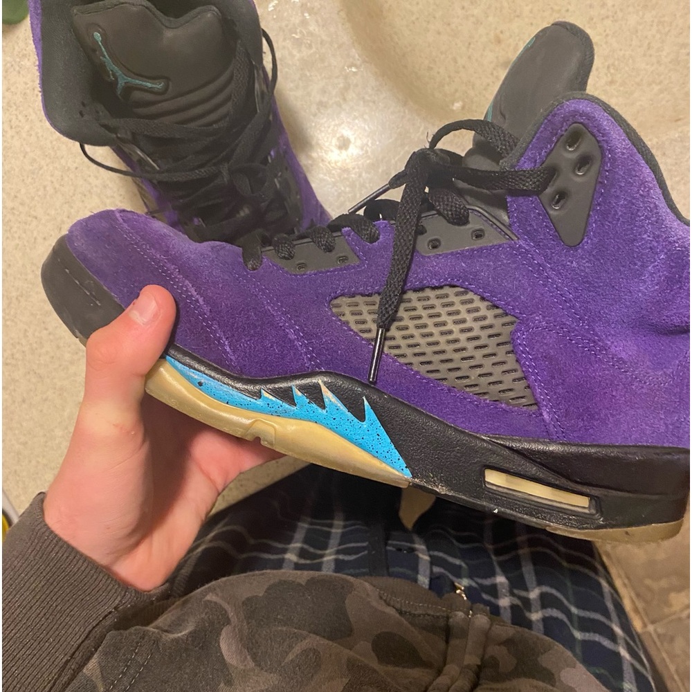 Jordan 5 Size 11 - image 4